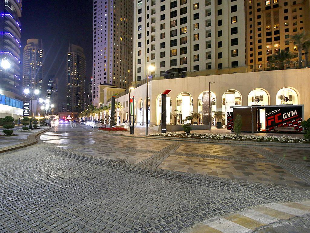 Rh- Skyview Tower, Marina, 1br With Large Terrace Apartment Dubai