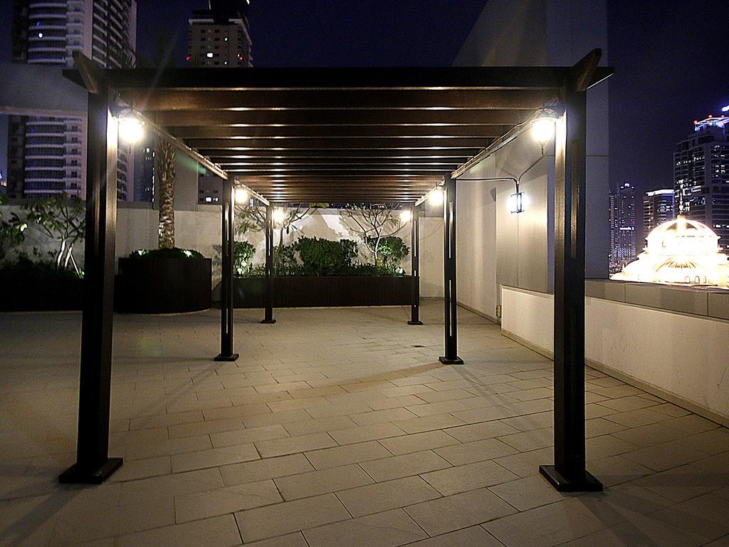 Rh- Skyview Tower, Marina, 1br With Large Terrace Apartment *